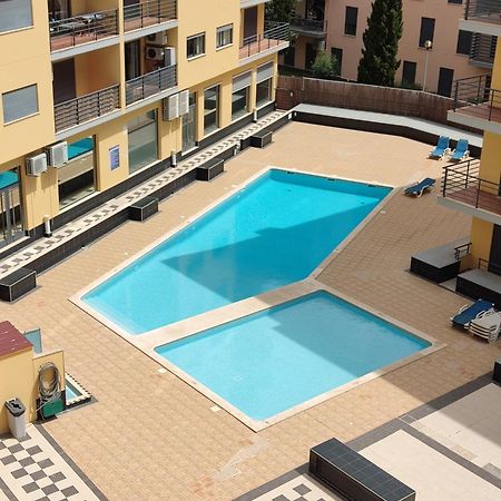 アルマカオ・デ・ペラ4B Alto Dos Navegantes - Casas & Papeisアパートメント エクステリア 写真